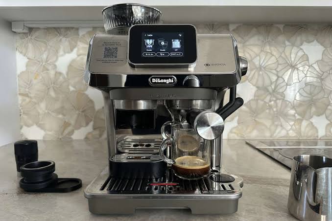 delonghi-coffee-machin